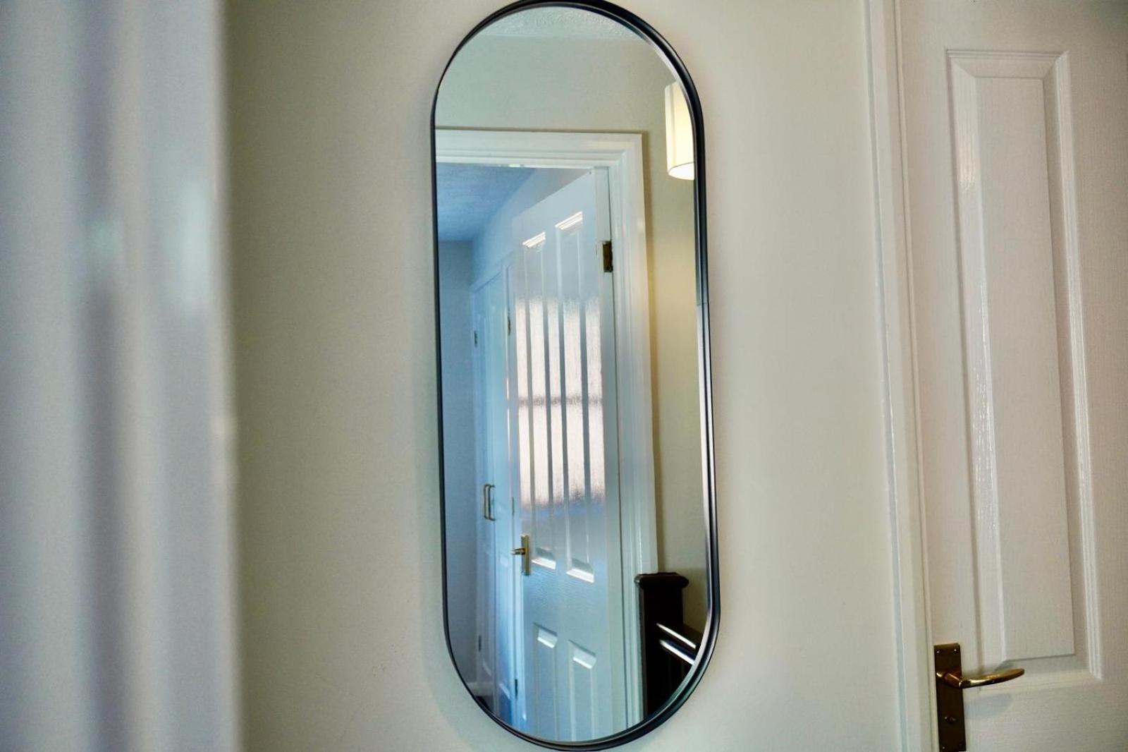2 Bed With Parking And Netflix Villa นอตติงแฮม ภายนอก รูปภาพ